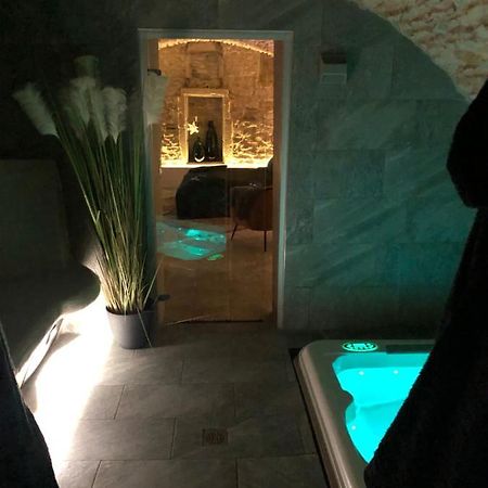 Jaccuzi & Spa Des Caves Stanislas 南锡 外观 照片
