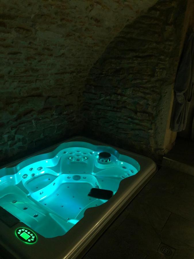 Jaccuzi & Spa Des Caves Stanislas 南锡 外观 照片