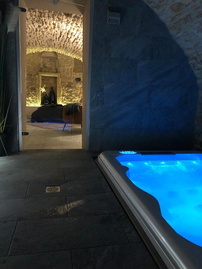 Jaccuzi & Spa Des Caves Stanislas 南锡 外观 照片